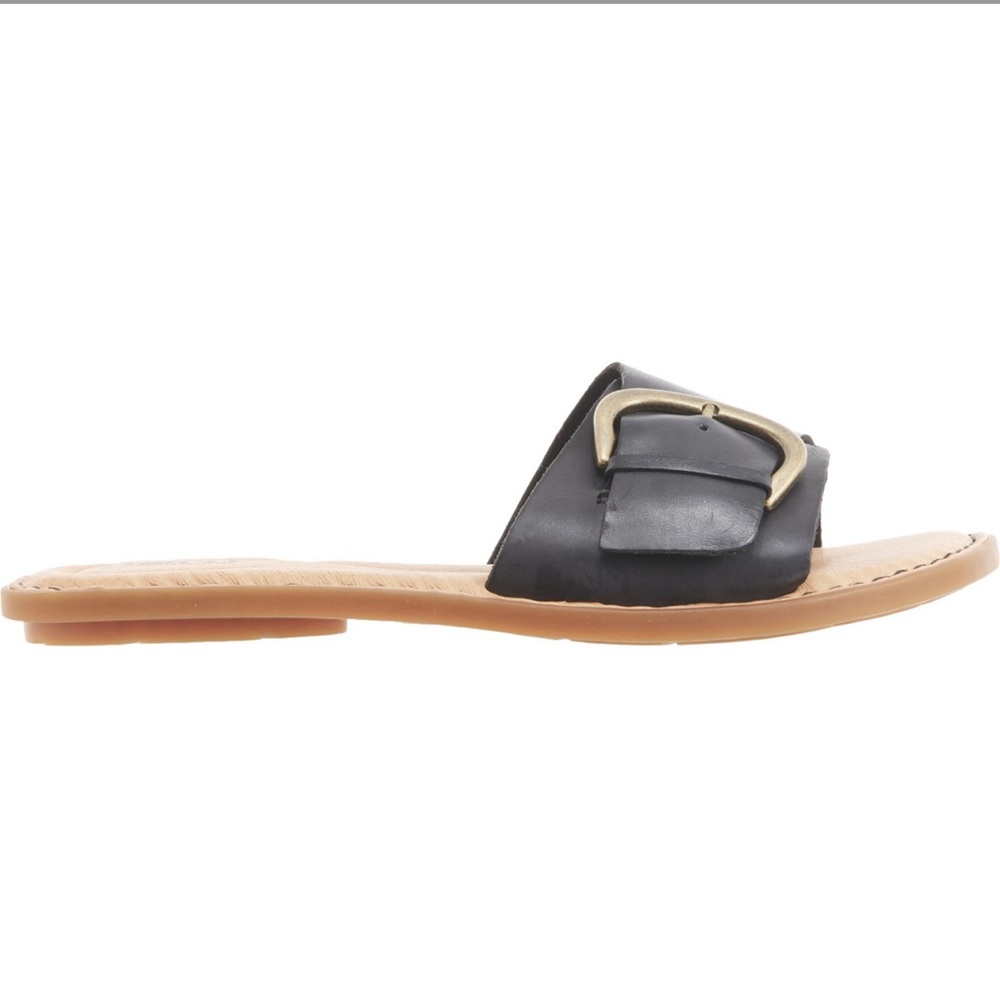 🎉LAST PIECE🎉Born Miarra Big Buckle Slide Sandals - Leather - Picture 8 of 11
